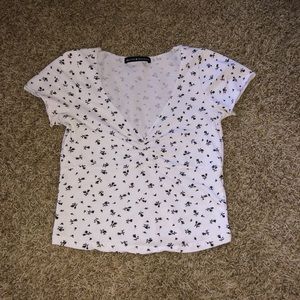 Brandy Melville Gina top